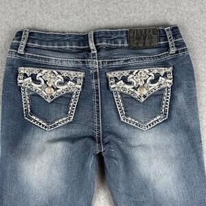 Soundgirl Jean Woman 7/8 Bootcut Rhinestone Bling Embroidered Pocket 28x31 Whisk